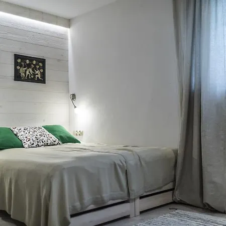 Apartment Leluja *