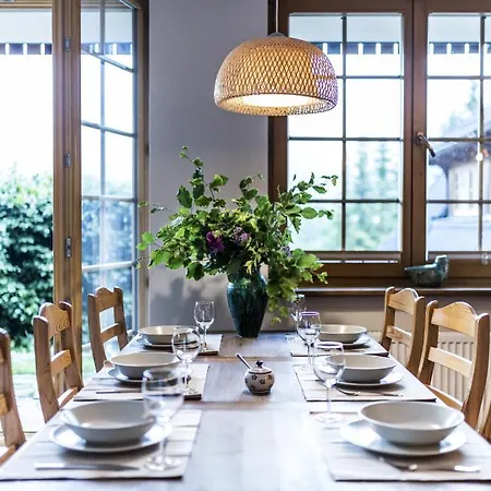 Leluja Apartment *